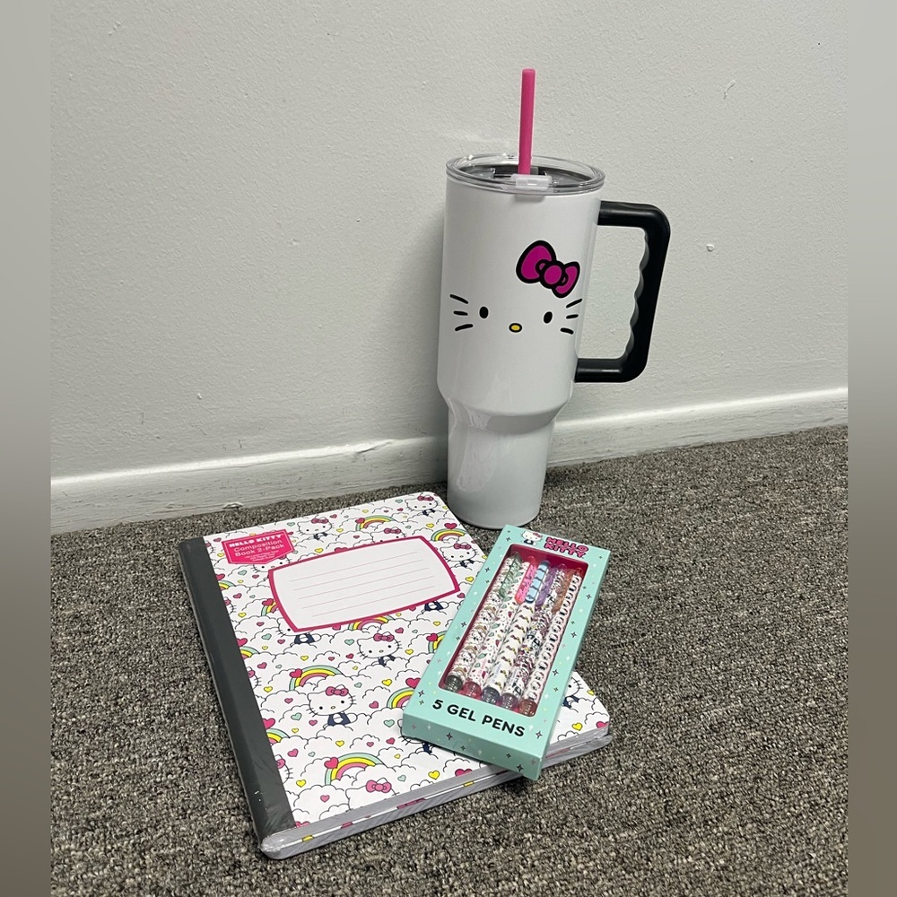 New Hello Kitty Tumbler Notebooks and Gel Pen Set